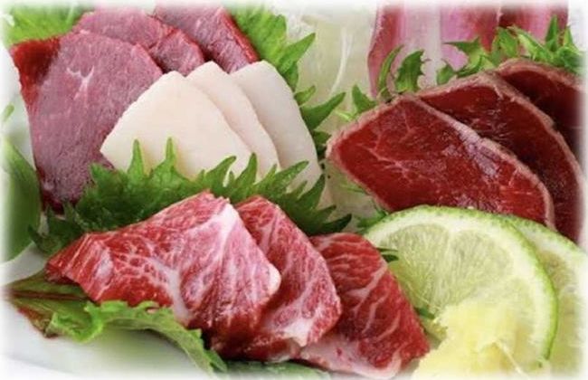 馬刺し４点盛り